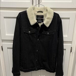 Men's Black Denim Jacket with Sherpa Lining